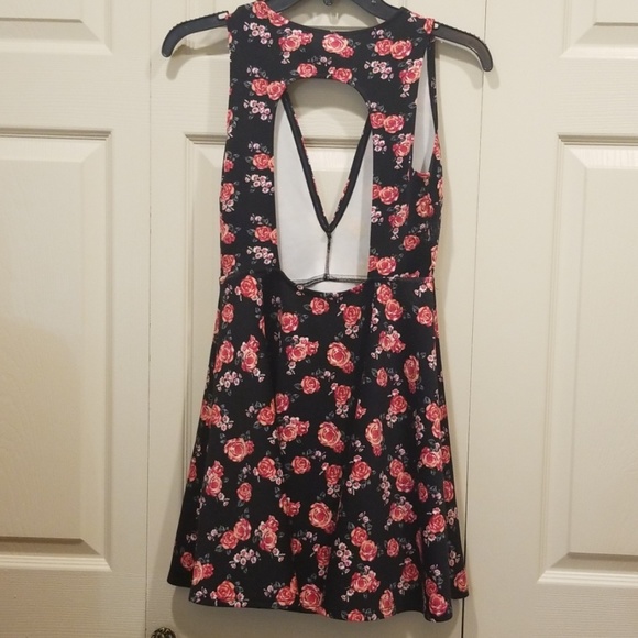 Forever 21 Dress - Picture 5 of 5